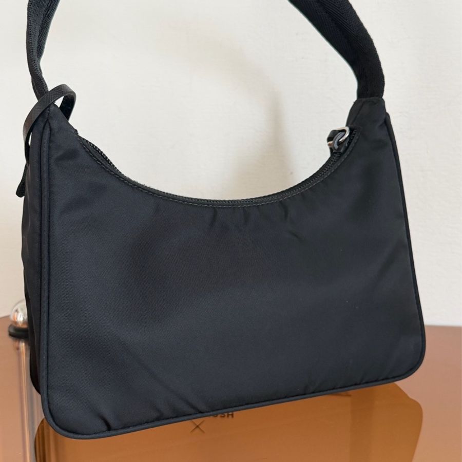 #98新 Prada 2000 hobo 手提包-7
