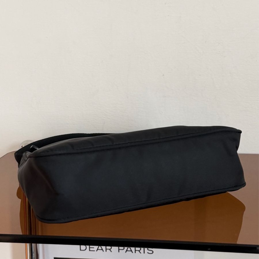 #98新 Prada 2000 hobo 手提包-8