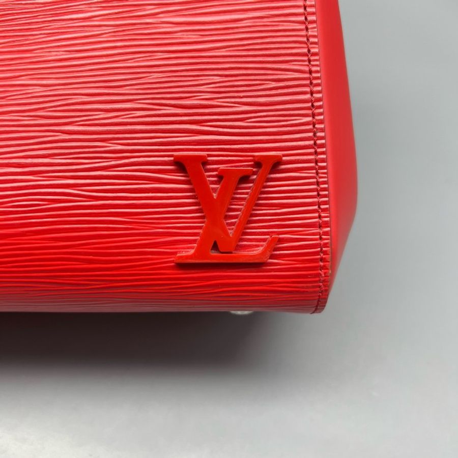 Louis Vuitton cluny bb epi 水波紋 紅色手提包肩背包-4