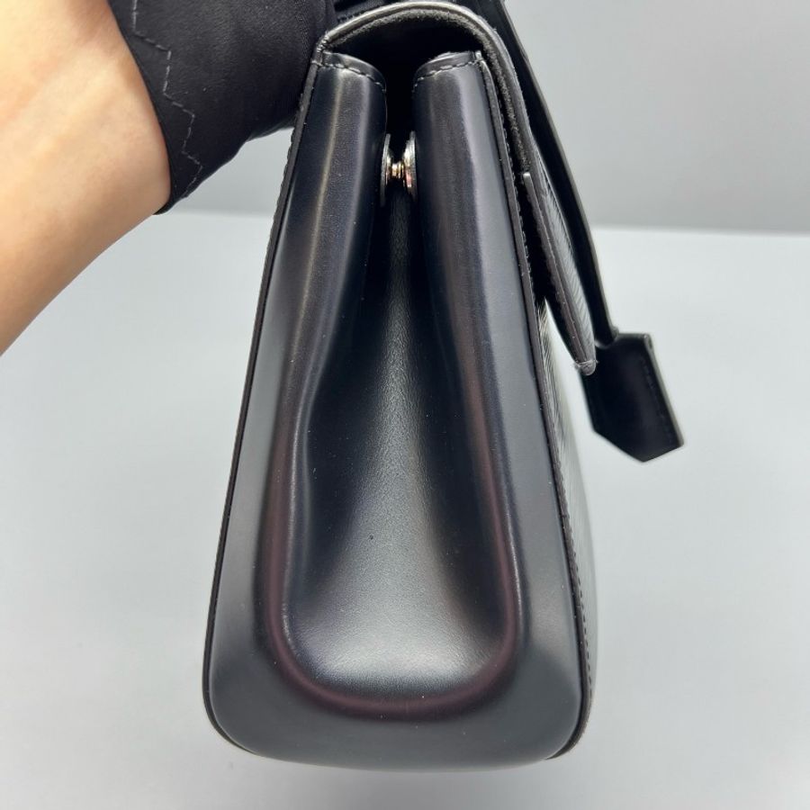 Louis Vuitton cluny bb水波纹黑色-4