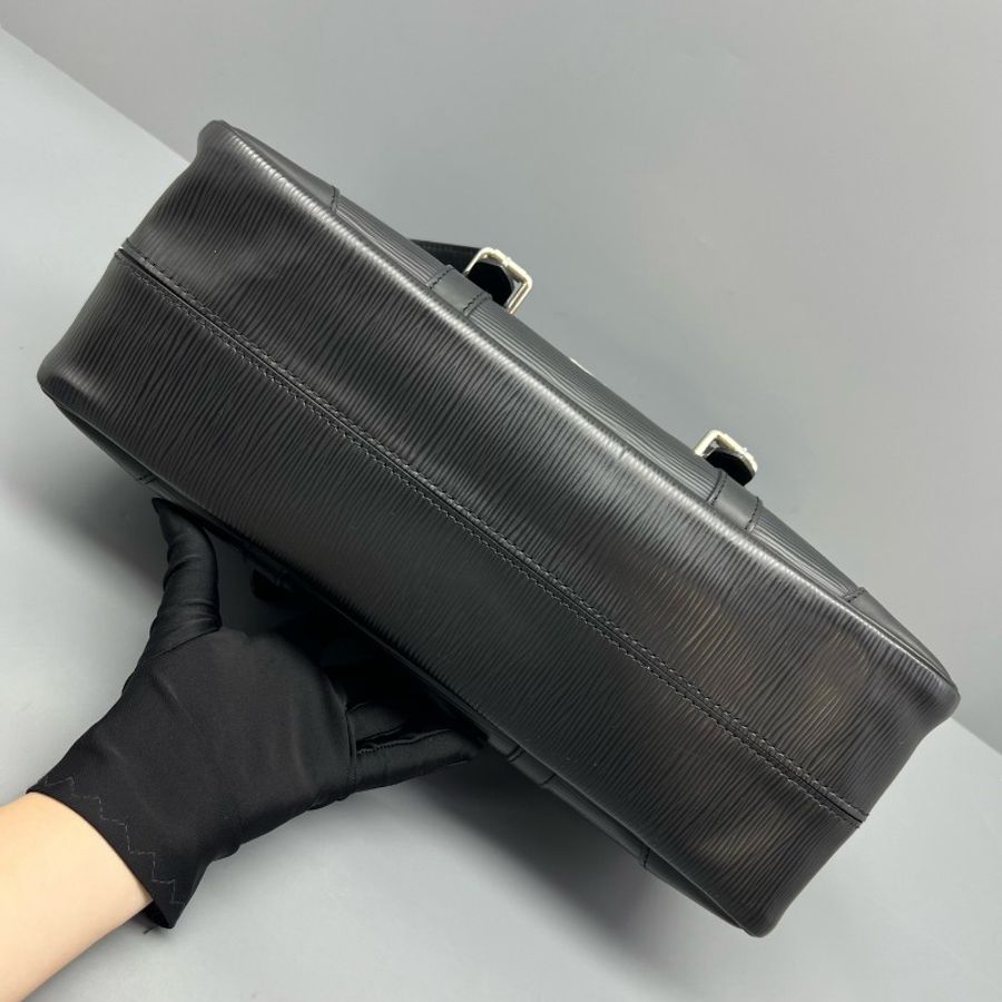 Louis Vuitton epi水波紋 黑色 肩背包-2
