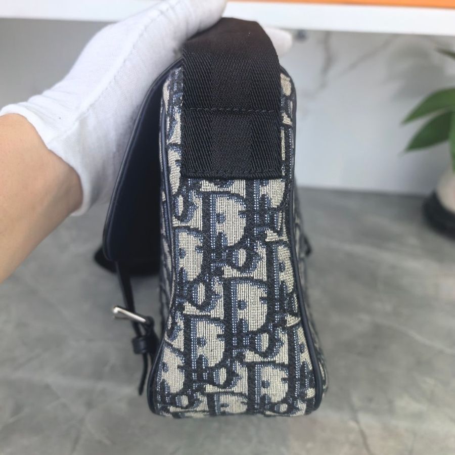 Dior Oblique 經典刺繡老花帆布郵差包-3
