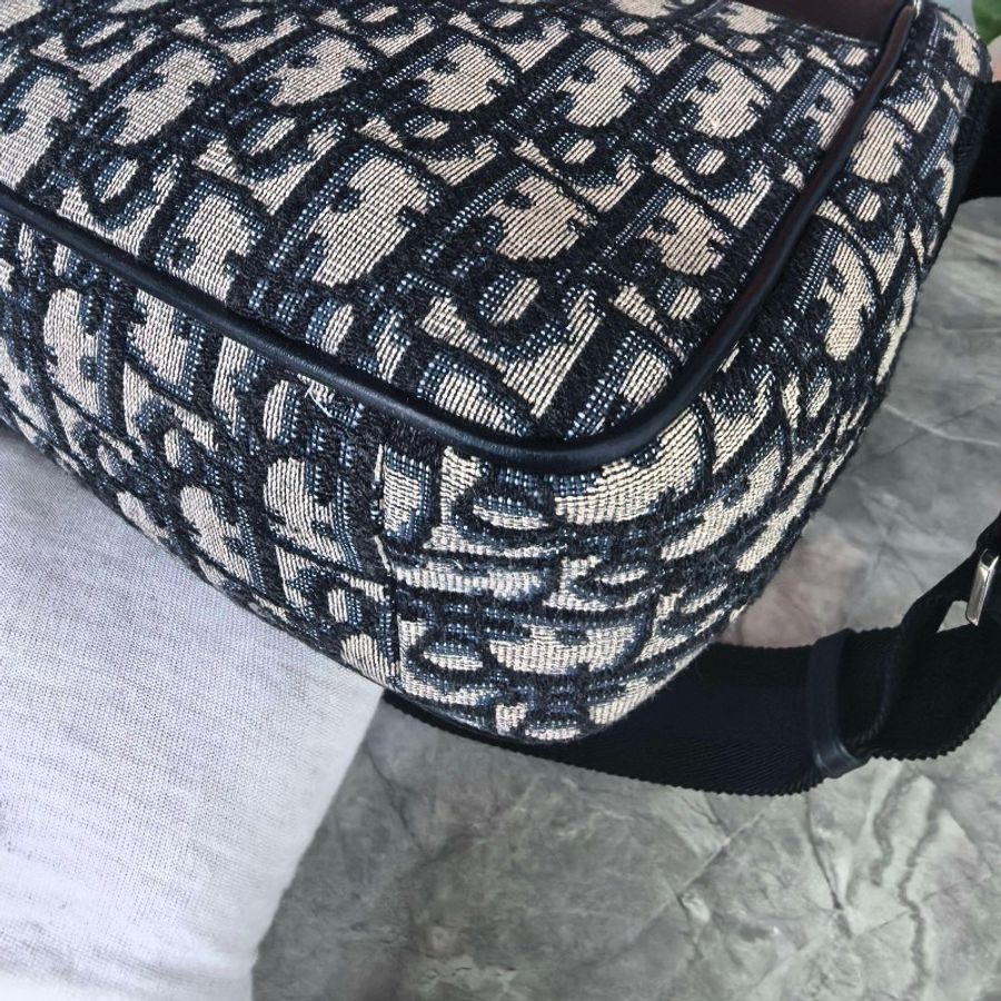 Dior Oblique 經典刺繡老花帆布郵差包-5