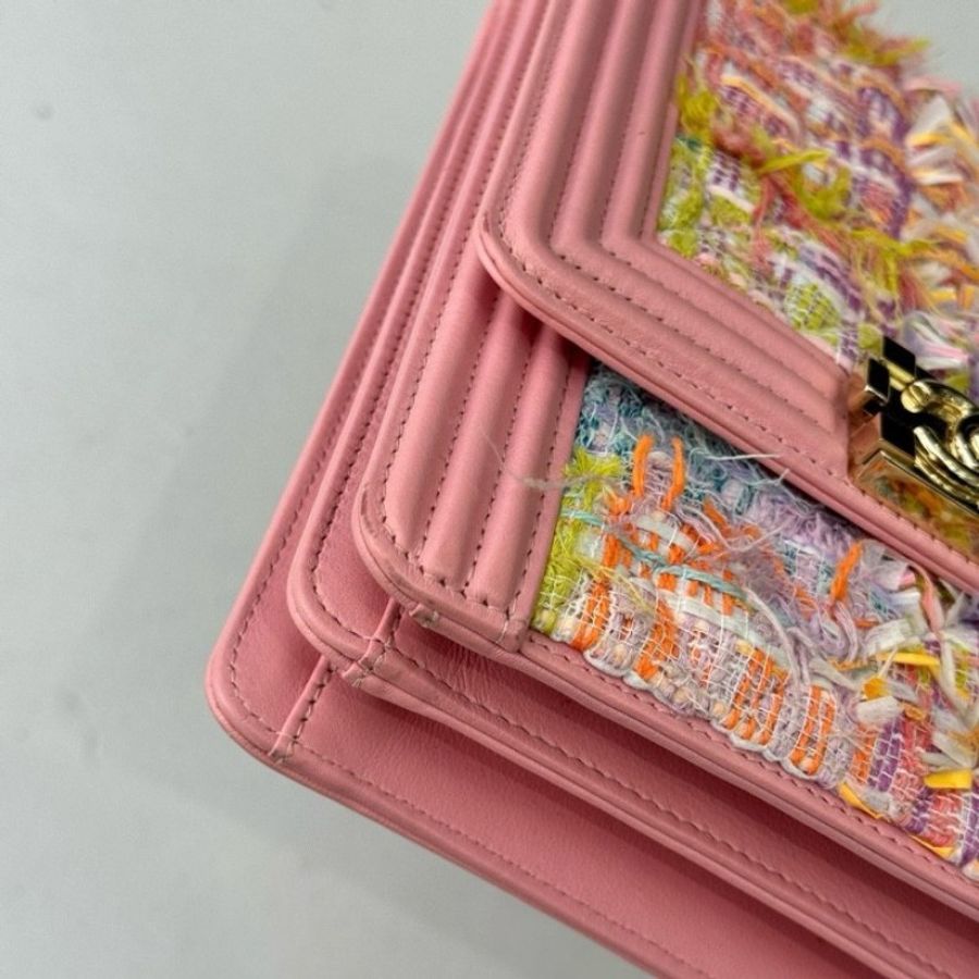 Chanel 19s豎版leboy 粉色軟泥 牛皮金扣-5