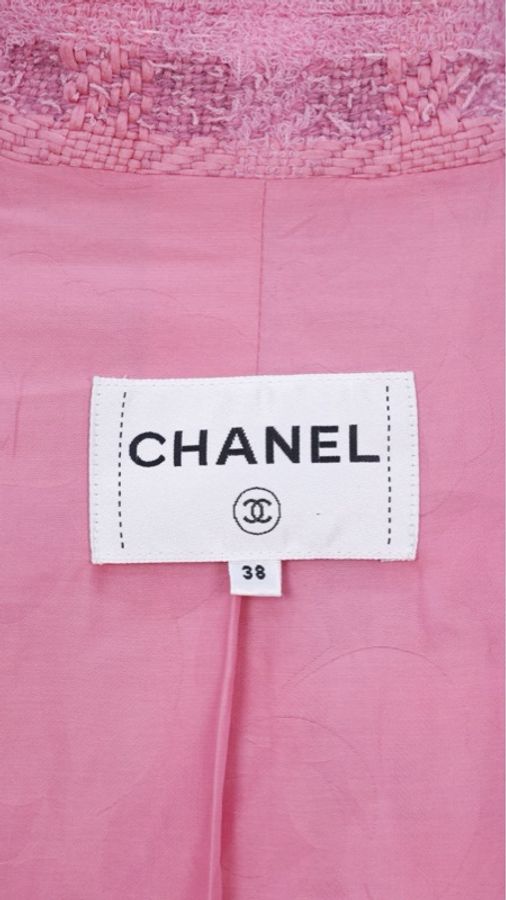 Chanel 24P粉色格纹斜纹软呢两口袋长款外套-26