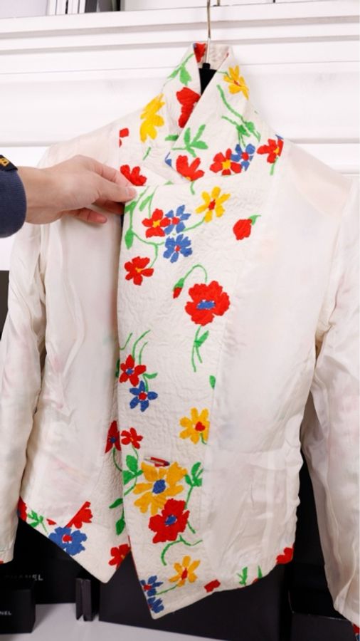 YSL白色浮雕彩色花卉图案西装外套-27