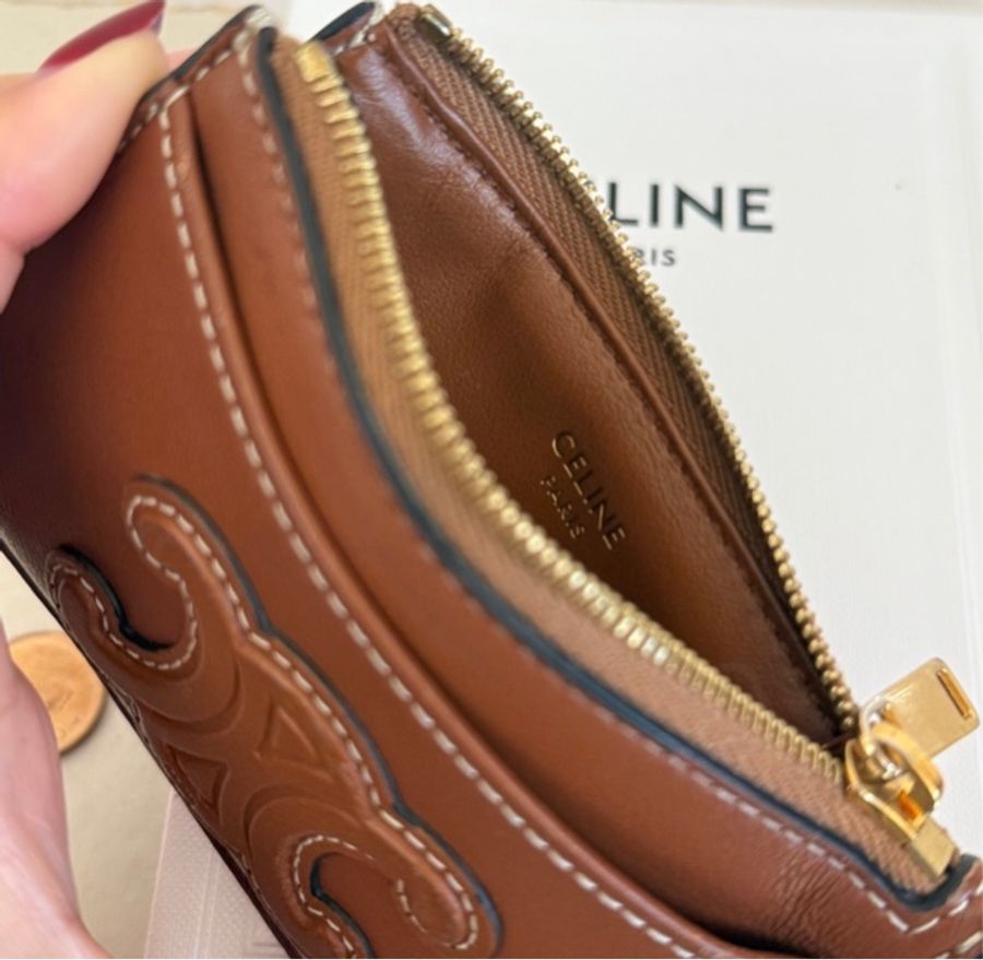 CELINE Triomphe皮革皮拉鏈零錢卡夾包 棕色-3