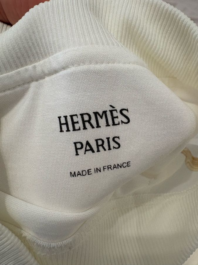 愛馬仕Hermes 韁繩寬板上衣(寬鬆版型s-m皆可穿)-3