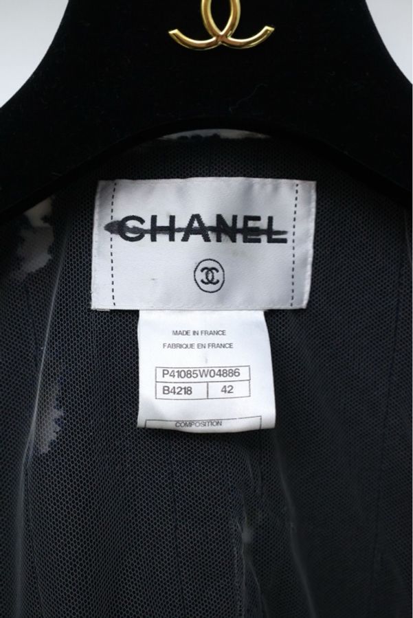 Chanel 11年春夏系列秀款深蓝色洞洞蕾丝网纱滚边外套FR42 22/12-12