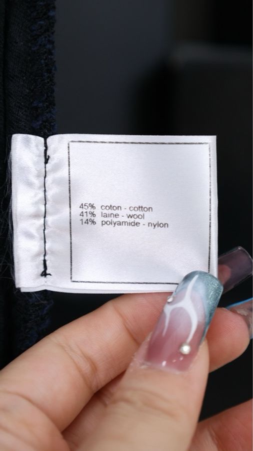 Chanel 07年度假系列秀款深蓝色红白滚边外套马甲半裙套装-29