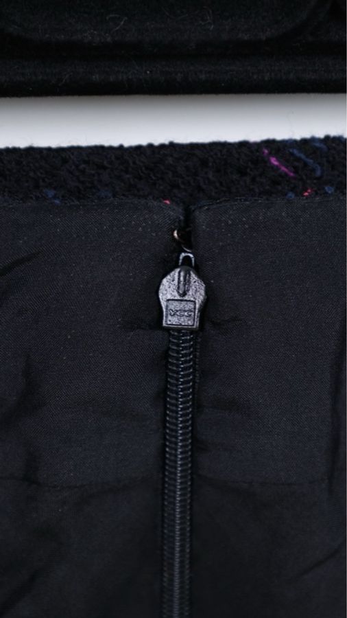 Chanel 07年度假系列秀款深蓝色红白滚边外套马甲半裙套装-42