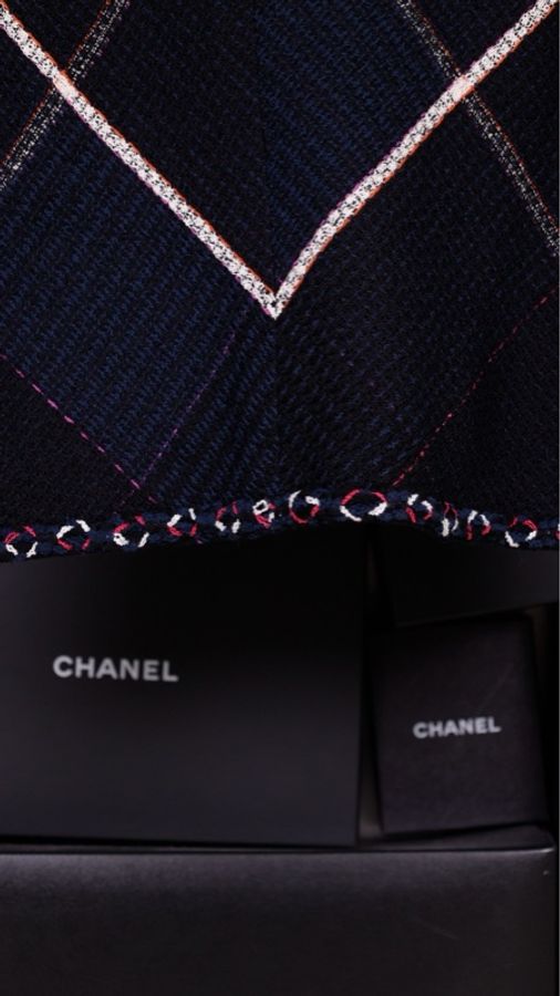 Chanel 07年度假系列秀款深蓝色红白滚边外套马甲半裙套装-48