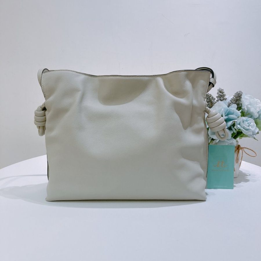 TW4931	Loewe 羅意威中號花朵肩帶包包 Medium Flamenco Clutch With Strap Bag Nappa Calfskin Light Grey x GHW-1