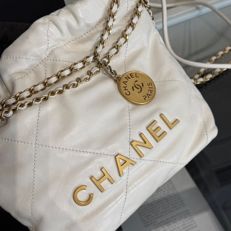 CHANEL 22 Mini Bag - 白金-6