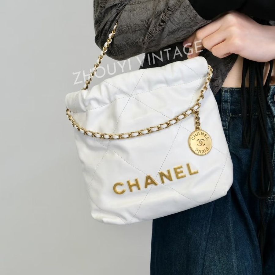 CHANEL 22 Mini Bag - 白金-11