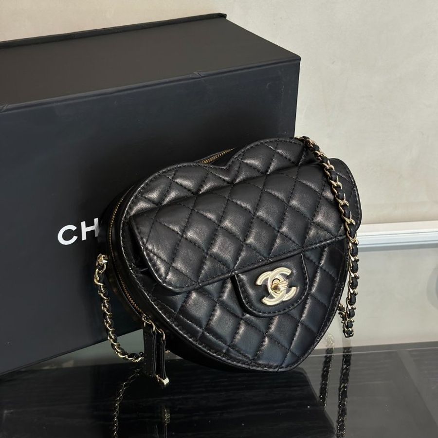 CHANEL 22S小羊皮愛心包 - 大號黑金-2