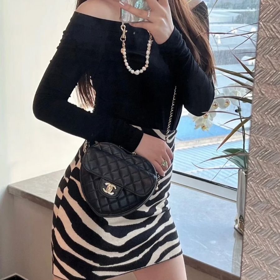 CHANEL 22S小羊皮愛心包 - 大號黑金-13