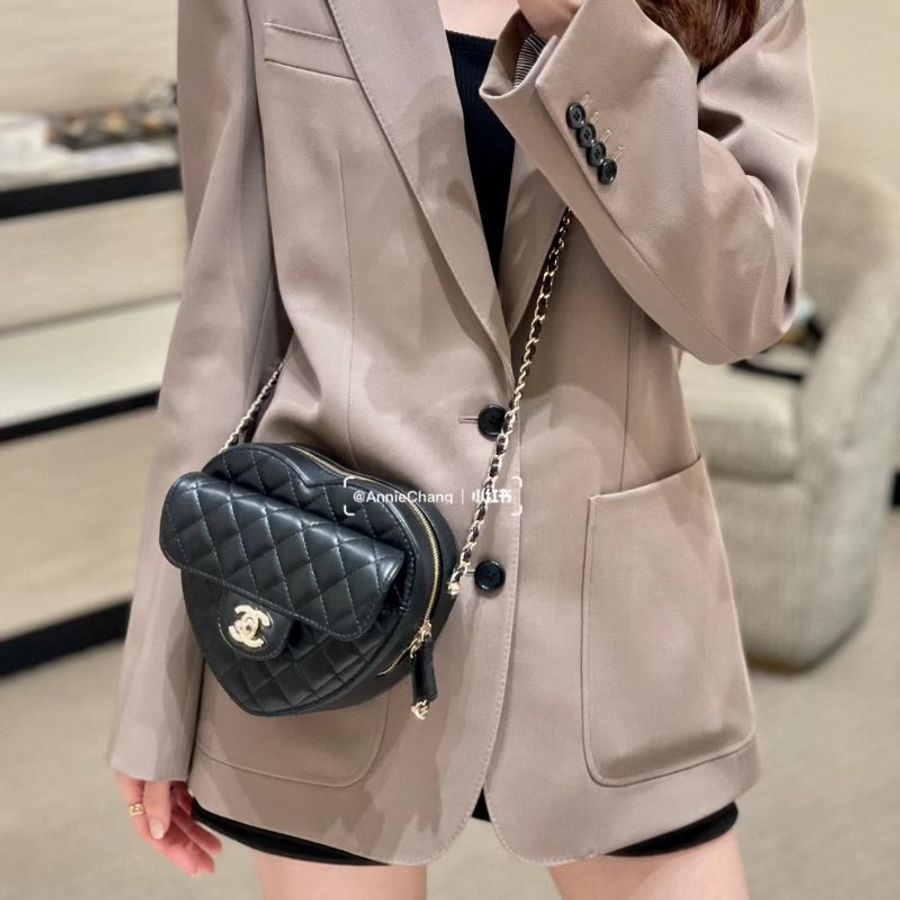 CHANEL 22S小羊皮愛心包 - 大號黑金-14