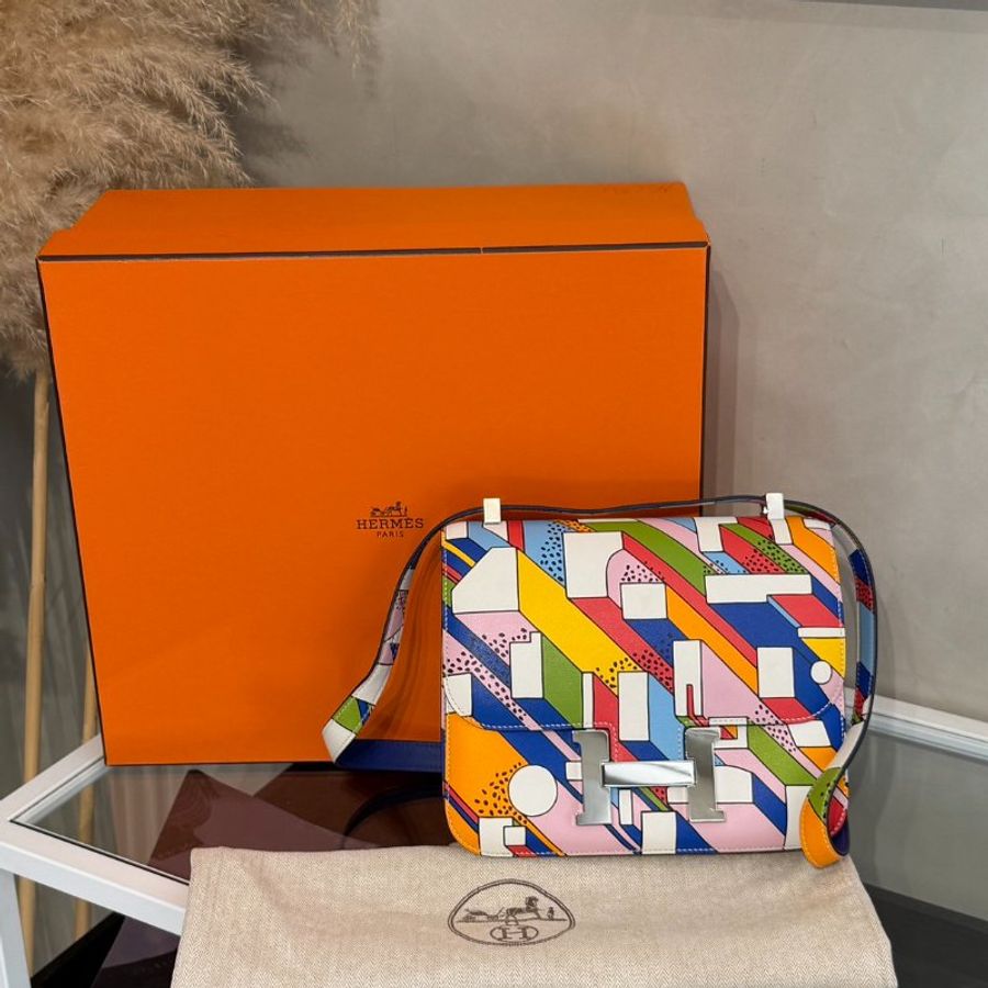 HERMES Constance 24 - On a Summer Day A-12