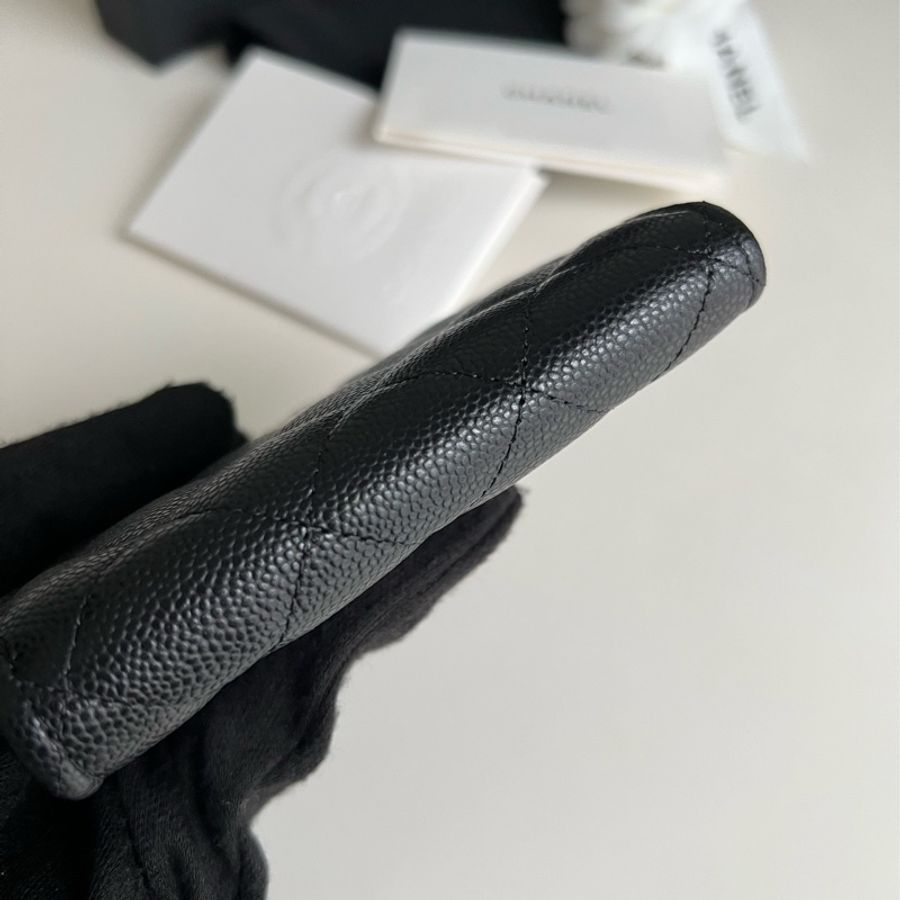 全新🩷Chanel 經典菱格紋粒紋小牛皮L拉鏈短夾-7