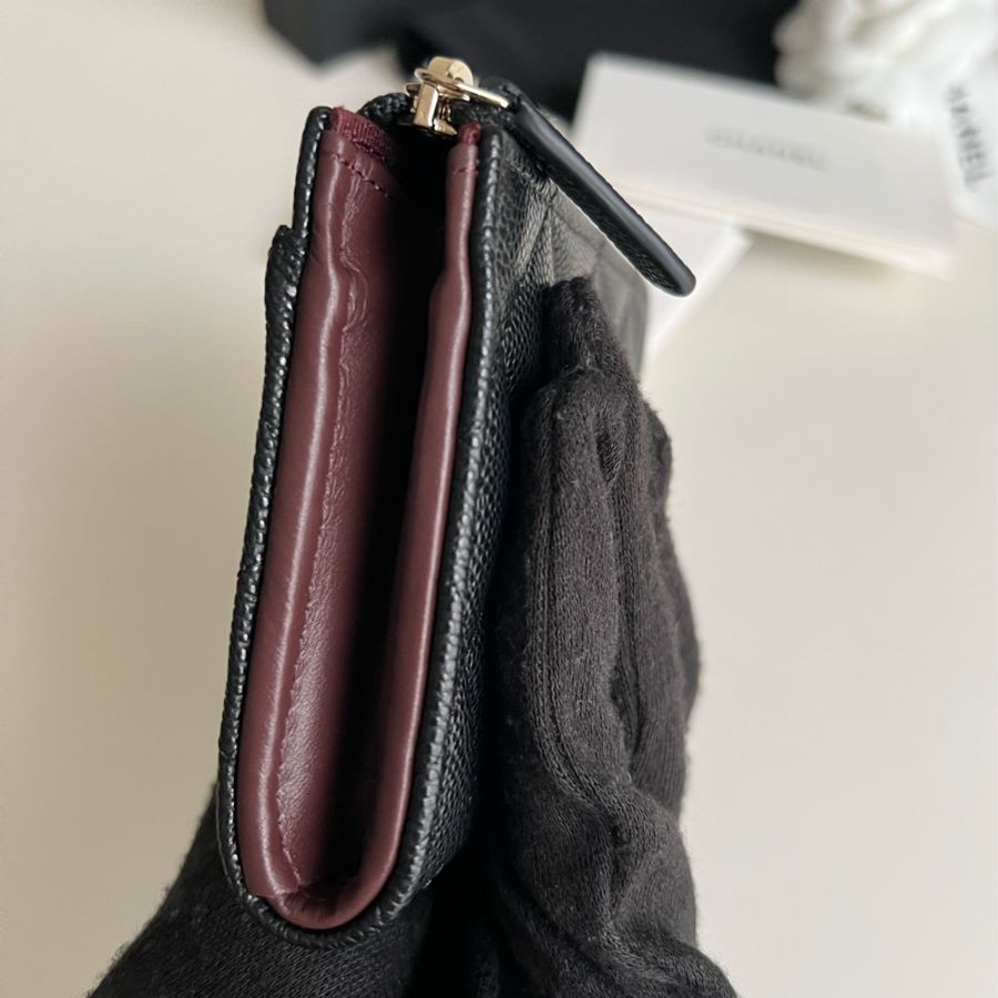 全新🩷Chanel 經典菱格紋粒紋小牛皮L拉鏈短夾-11