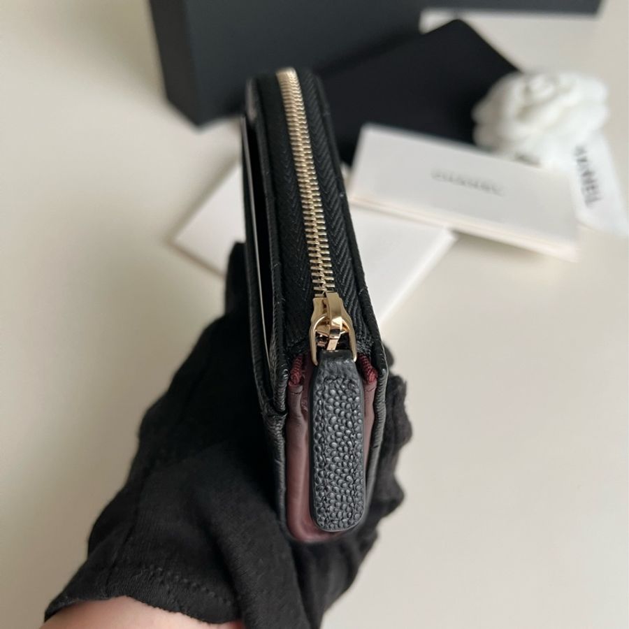 全新🩷Chanel 經典菱格紋粒紋小牛皮L拉鏈短夾-14