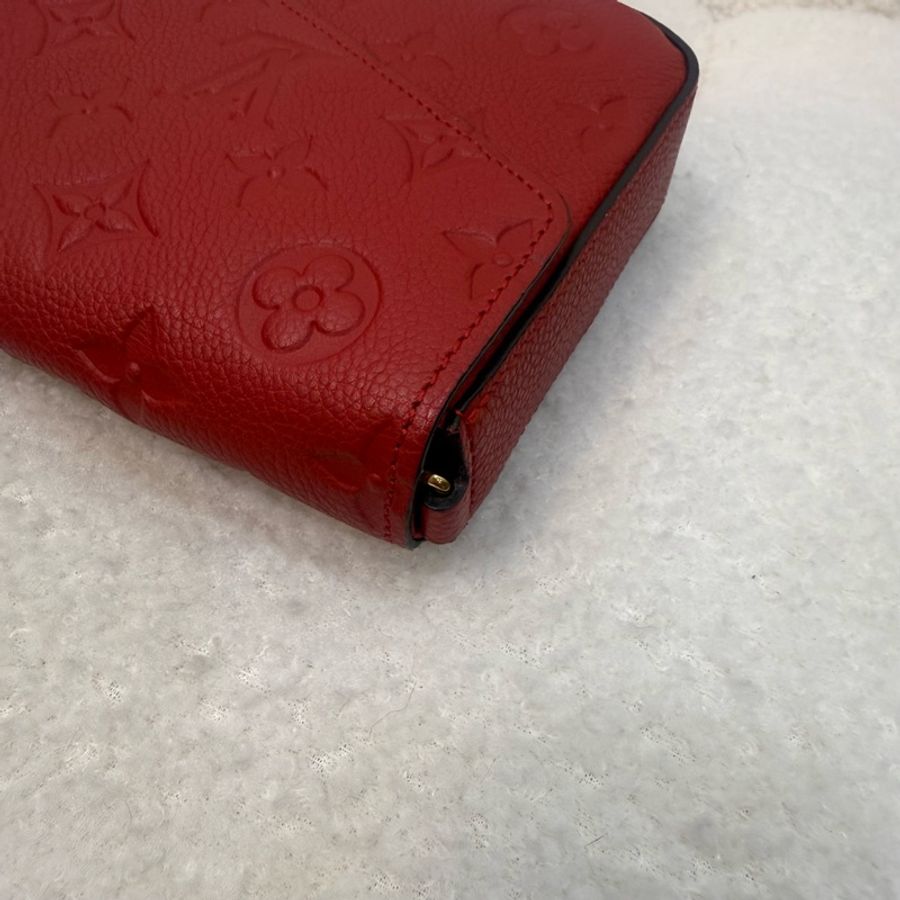 Lv紅牛皮金釦三合一-16