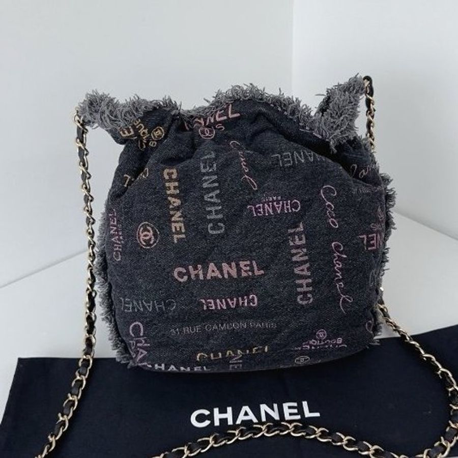 近新品 香奈兒/Chanel 黑丹寧牛仔小號 抽繩鏈條水桶包 芯片款-6