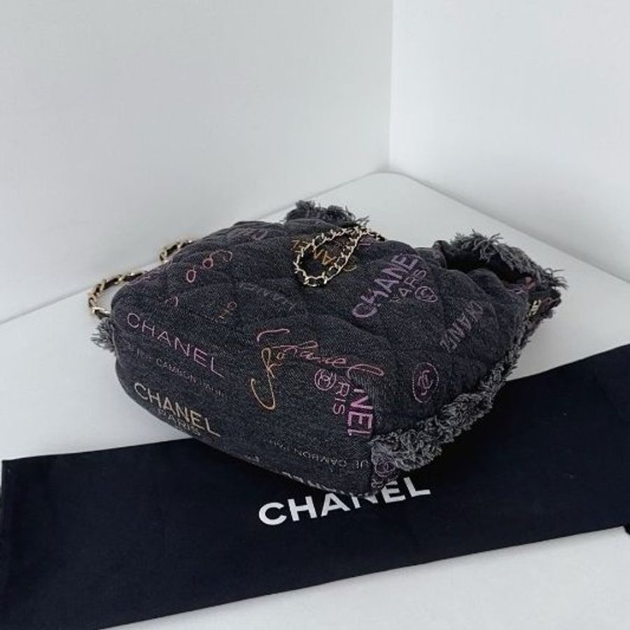 近新品 香奈兒/Chanel 黑丹寧牛仔小號 抽繩鏈條水桶包 芯片款-8