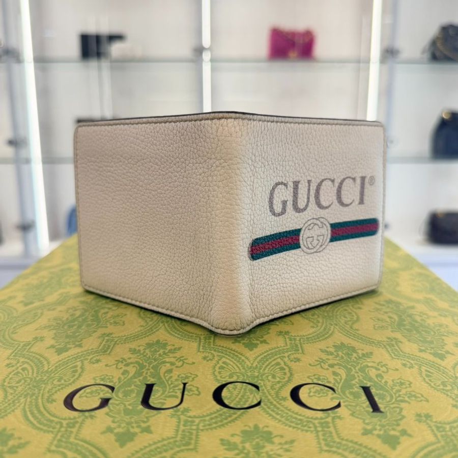 *SHIHNA名牌精品* Gucci 白色荔枝紋logo短夾-3