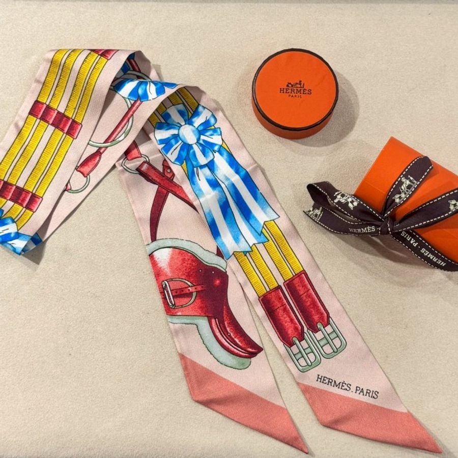 HERMES JumpingTwilly 絲巾-0
