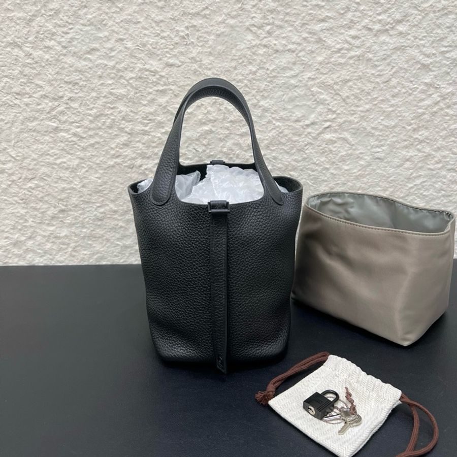 Hermes/愛馬仕picotin18 菜籃子so black全黑水桶包手提包-1