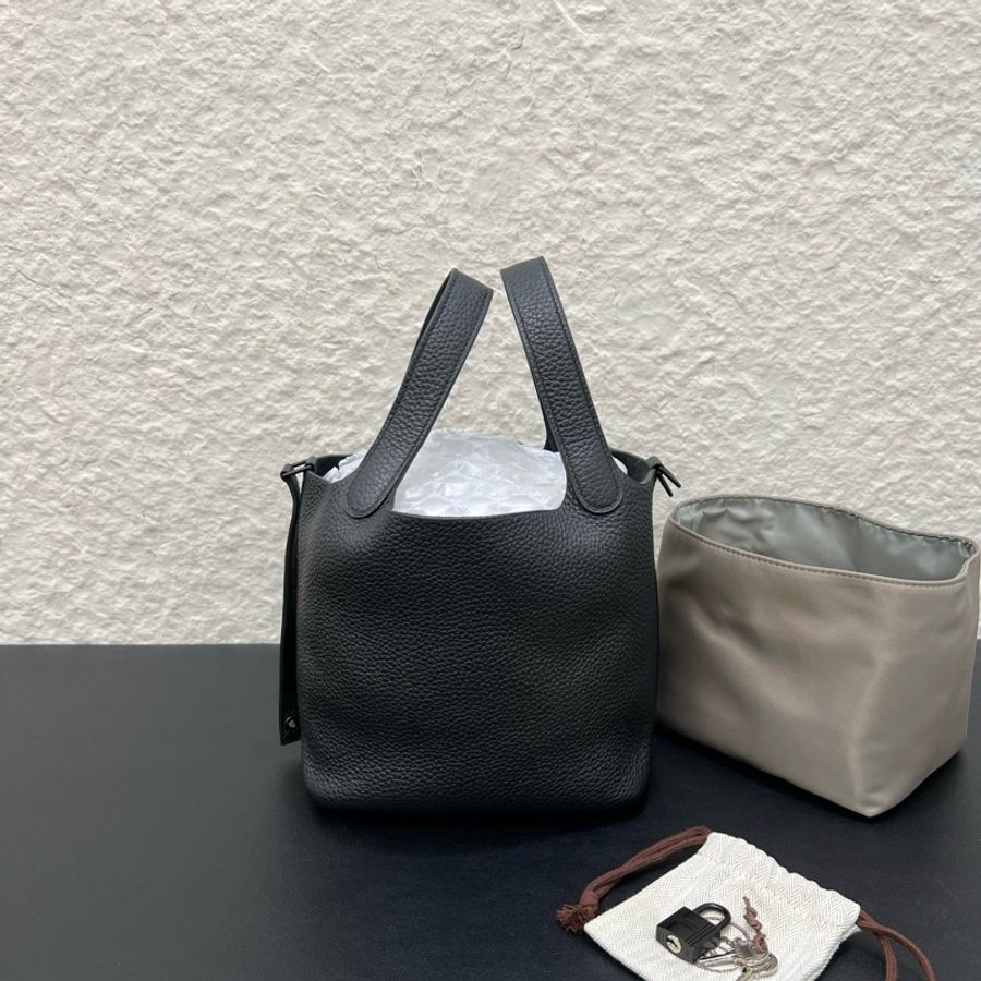 Hermes/愛馬仕picotin18 菜籃子so black全黑水桶包手提包-3