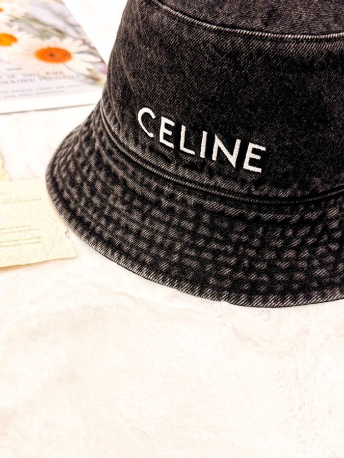 CELINE 水洗黑牛仔刺繡字母漁夫帽-1