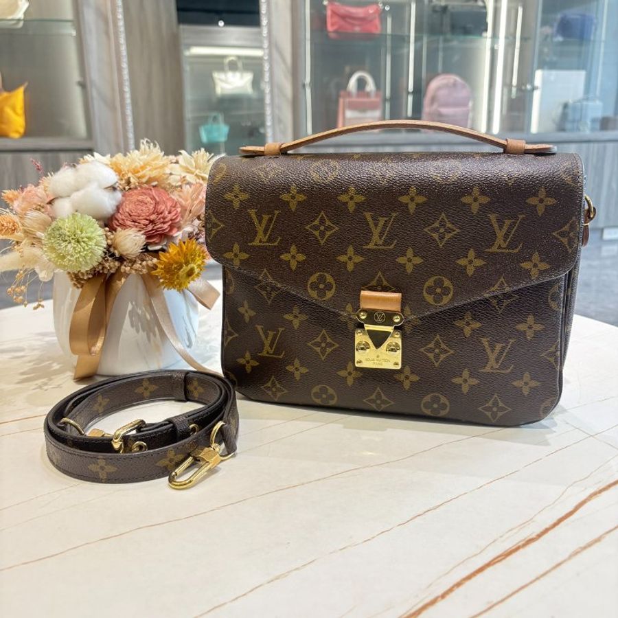 *SHIHNA名牌精品* LV M40780 Metis 經典老花郵差包-0