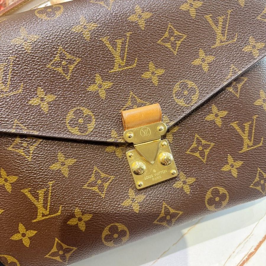 *SHIHNA名牌精品* LV M40780 Metis 經典老花郵差包-6