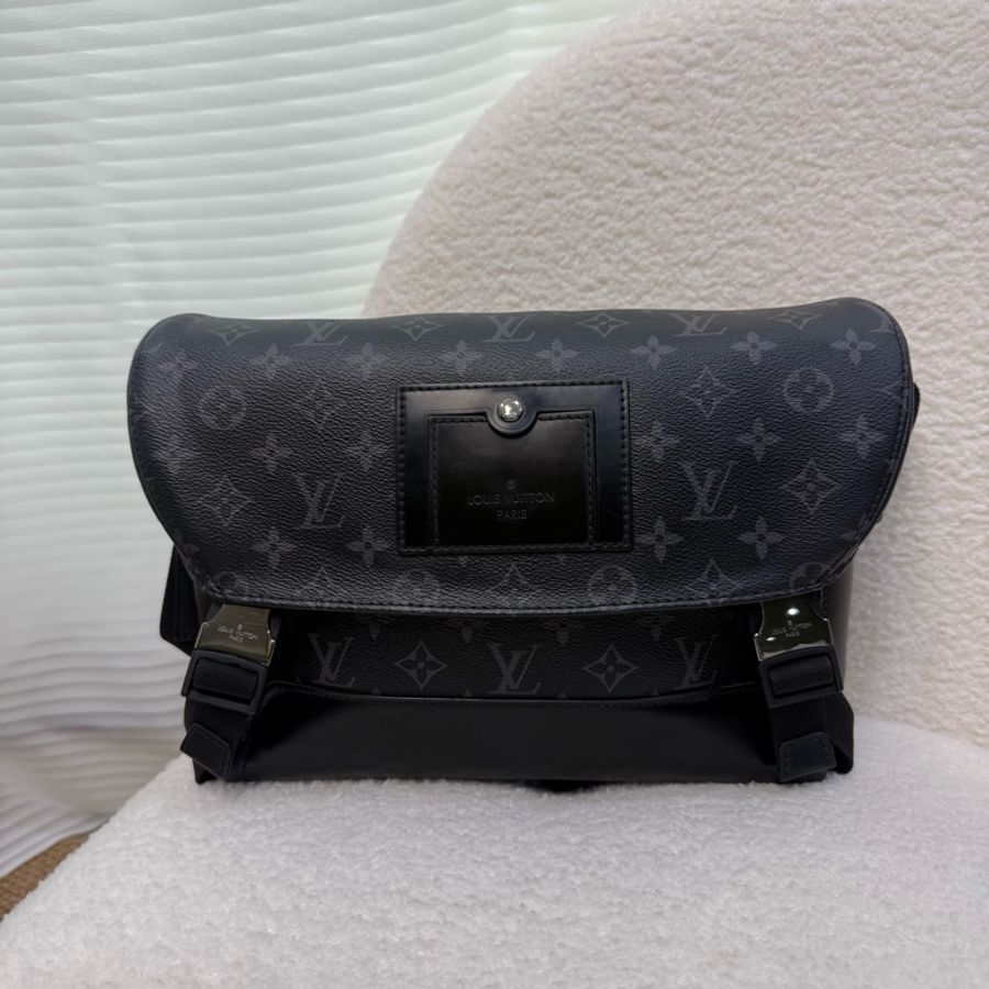 Lv Messenger 黑武士PM郵差包-5
