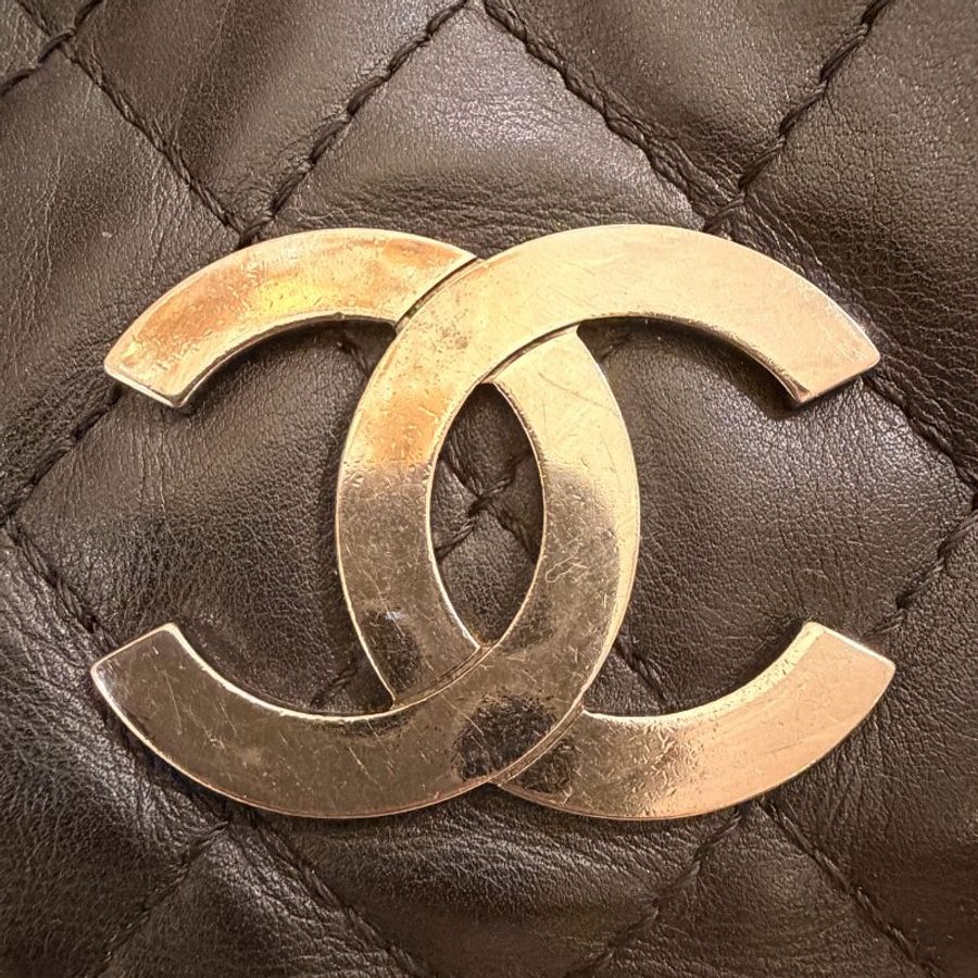 Chanel香奈兒中古黑銀菱格鏈條托特包媽咪包-8