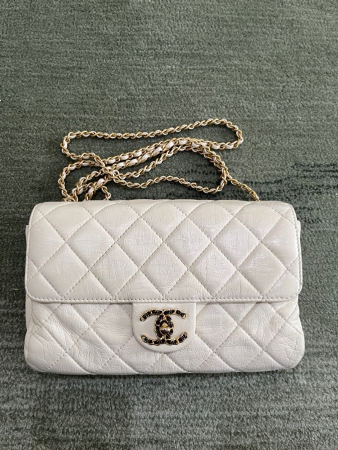 Chanel • 22c白金褶皺羊皮Cf 20 大Mini 芯片款✨-3