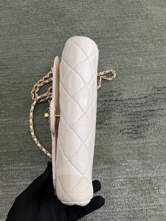 Chanel • 22c白金褶皺羊皮Cf 20 大Mini 芯片款✨-7
