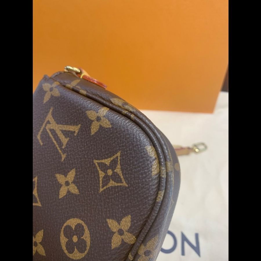 LV路易威登 Ivy 老花鏈條腋下包,晶片款
經典老花,五金光亮,鏈條肩帶可拆卸-4