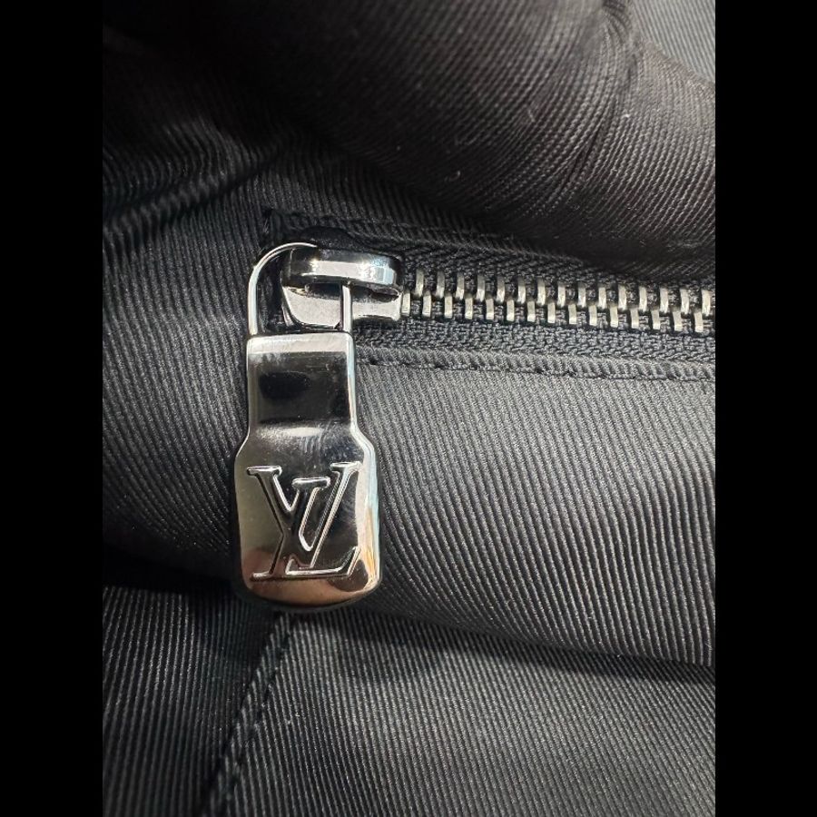 路易威登/Louis Vuitton VOYAGER 小號郵差包-6