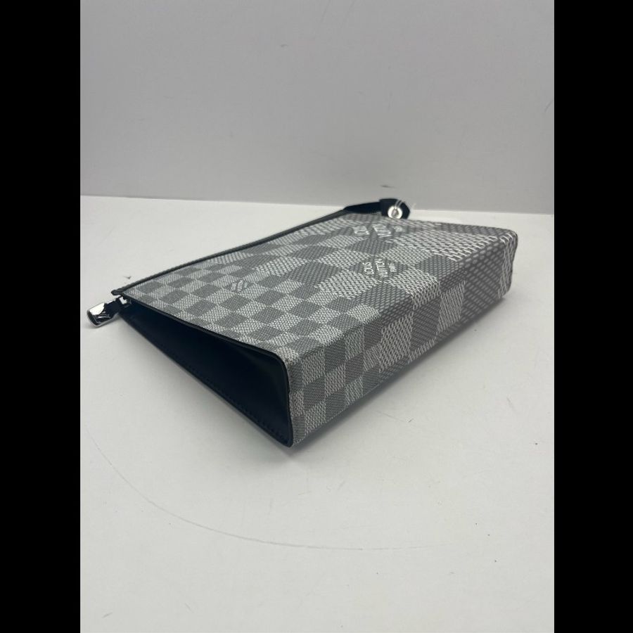 Louis Vuitton/LV 路易威登 Pochette Voyage 經典格紋手拿包、化妝洗漱包-2
