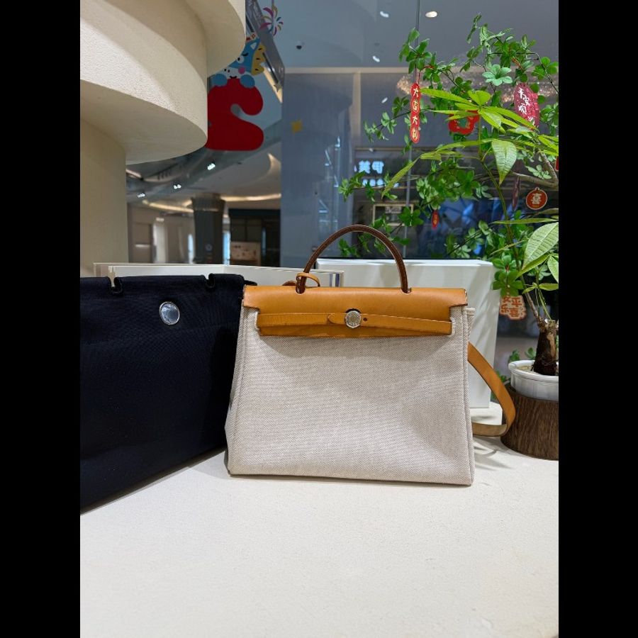 Hermès Herbag 31 米白拼棕銀扣帆布斜揹包-1