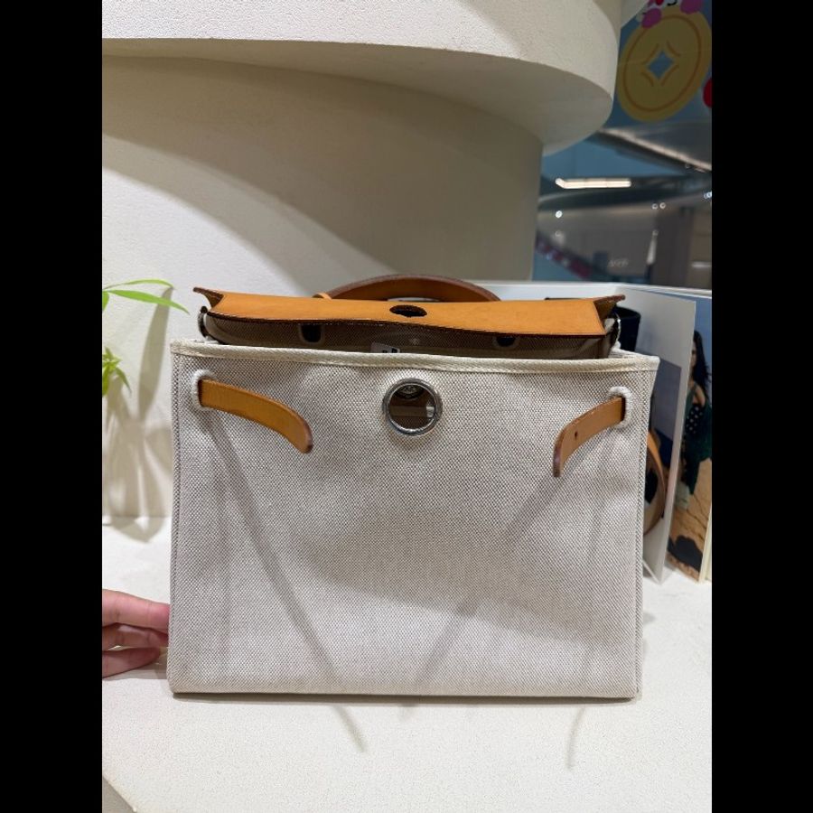 Hermès Herbag 31 米白拼棕銀扣帆布斜揹包-3
