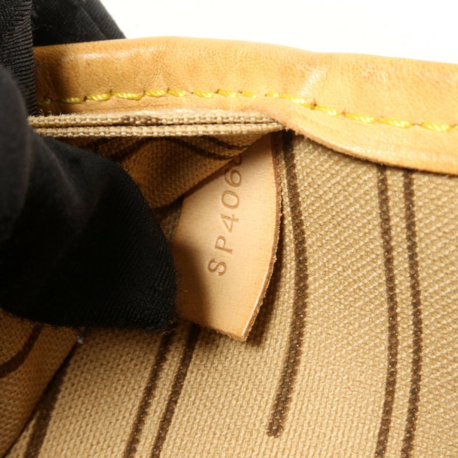 LOUIS VUITTON Monogram Neverfull MM金扣手挽袋-6