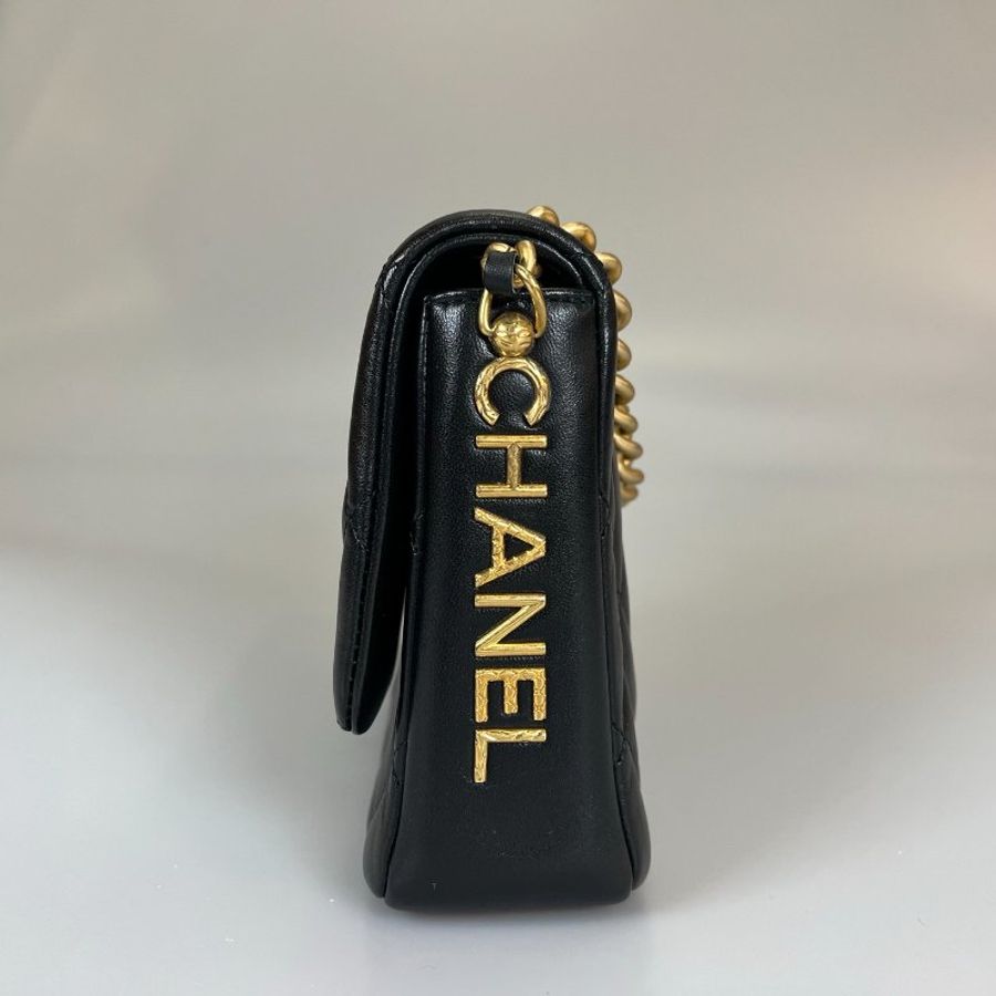 CHANEL 季節款側邊雕刻側肩包 AS2734/晶片款-3