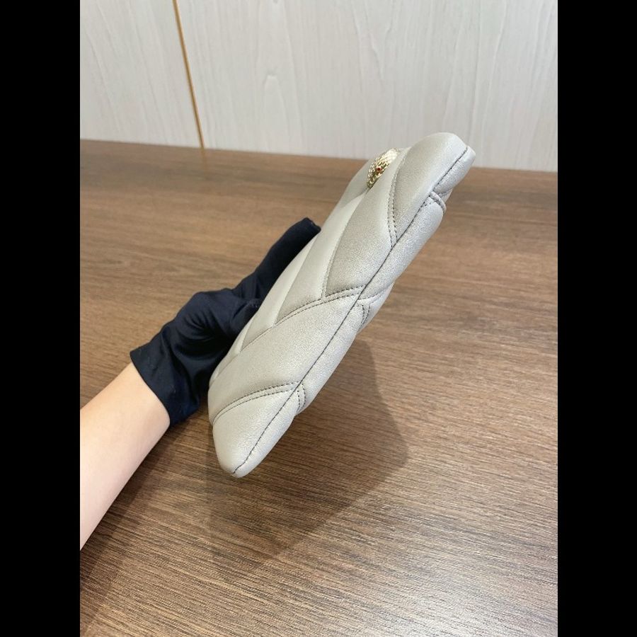 BVLGARI 寶格麗 灰色小牛皮金屬蛇頭手機包-4