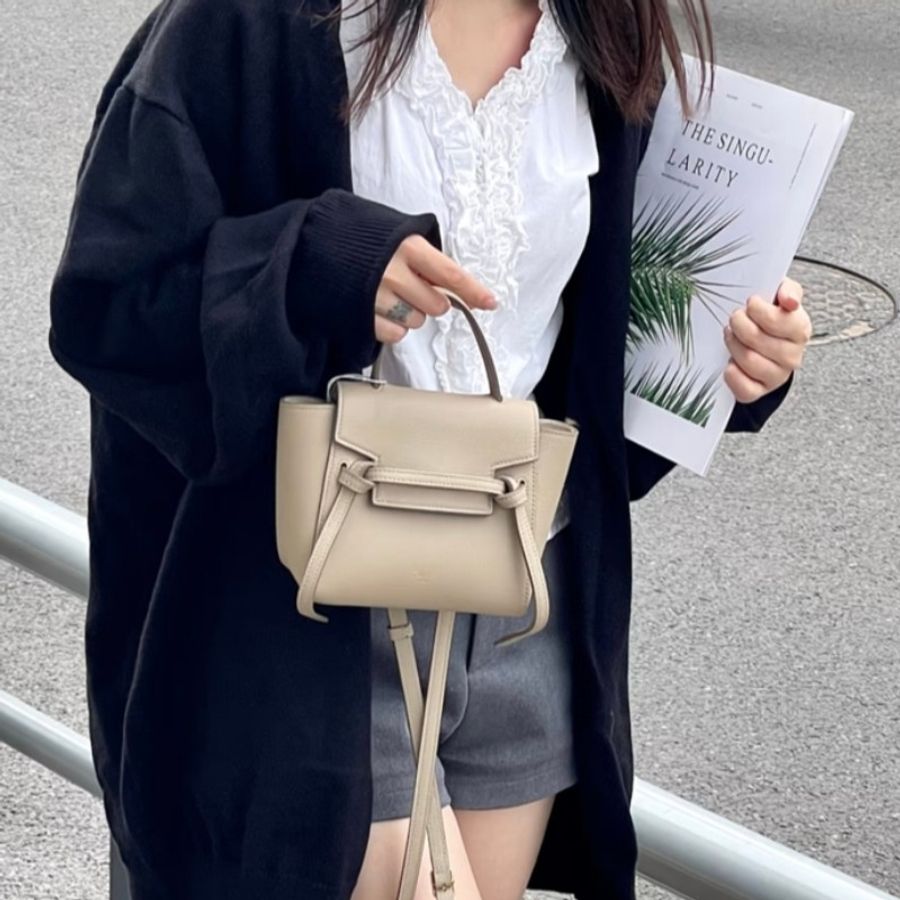 Celine 鯰魚 奶茶色 超mini 斜背包-1