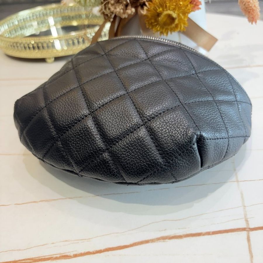 *SHIHNA名牌精品* CHANEL 荔枝牛皮菱格紋胸背包-6
